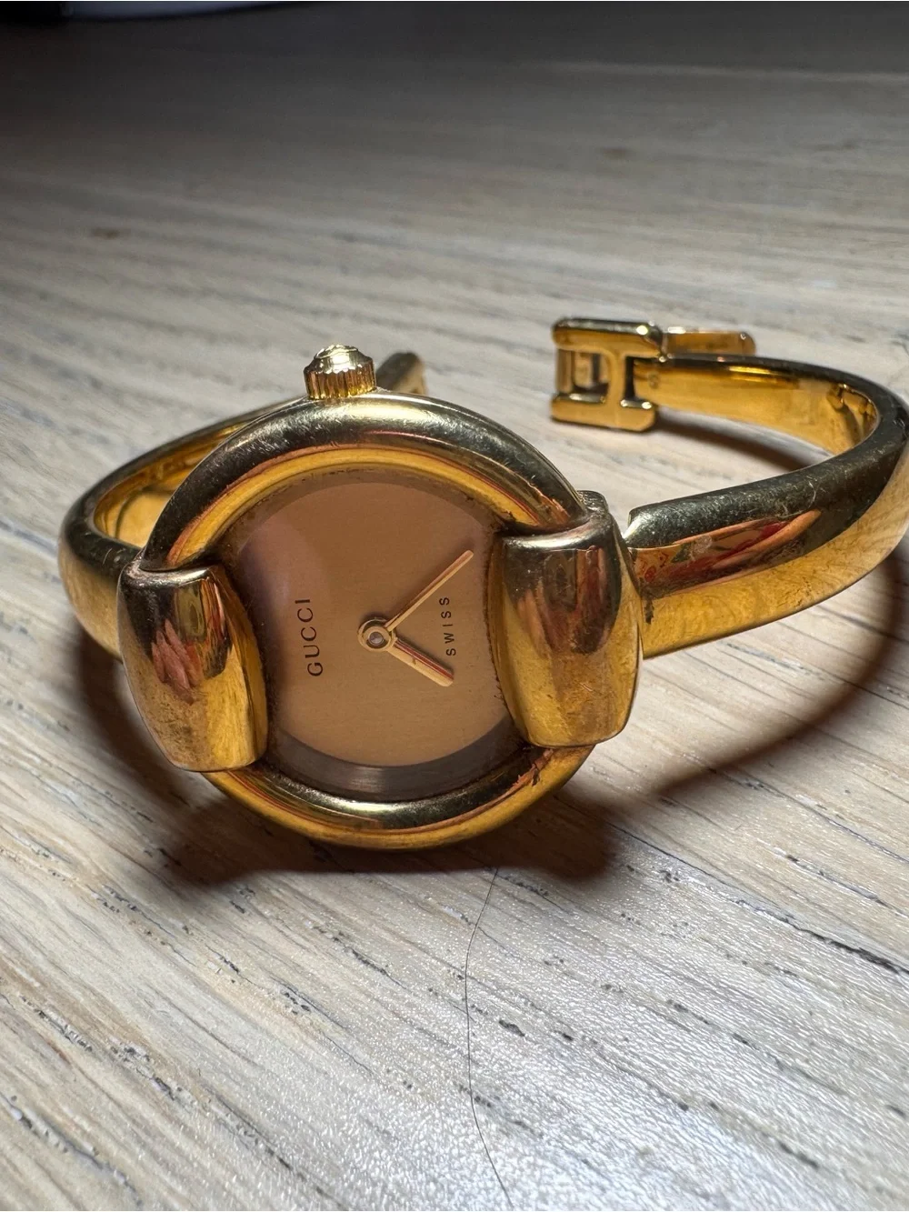 Gucci Gold Tone Ladies Bangle Watch